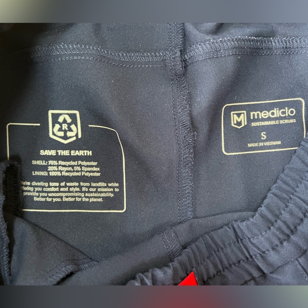 Mediclo FYSEL Kume 2.0 Versatile Cargo Straight Leg Scrub Pants Navy Blue Small - Picture 9 of 14